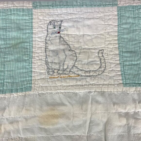 Farm Animal Cutter Quilt 46x74 Hand Embroidered Machine Stitched Tattered Cotton - Picture 7 of 12